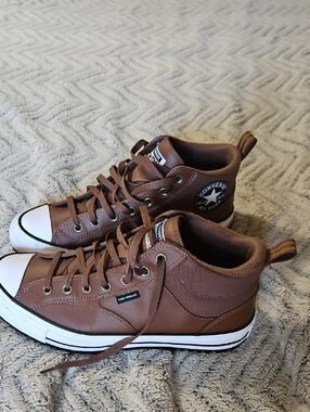 Converse Brown High-Top Leather Boot/Shoe
